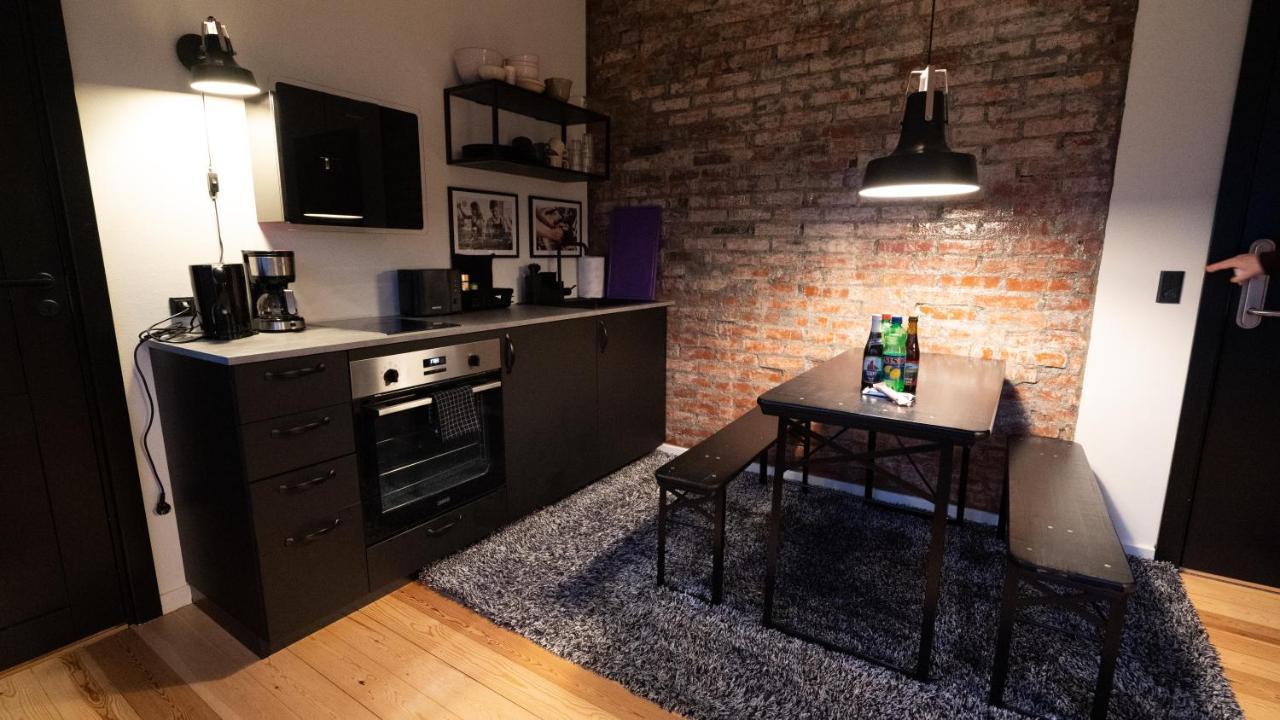 Broncks Apartment 2 - Modern 2-Bedroom In The Heart Of Tórshavn Екстериор снимка